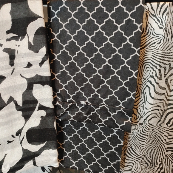 3 SCARFS, BLACK / WHITE BUNDLE - Picture 3 of 10